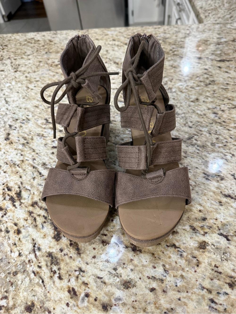 Bamboo Brown Strappy Caged Front Lace Platform Wedges 9